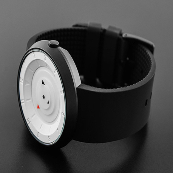 NEW Unisex Ceative Quartz Silica Watch - Picture 3 of 3